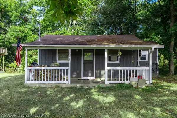 2539 Lee Creek Park Road, Van Buren, AR 72956
