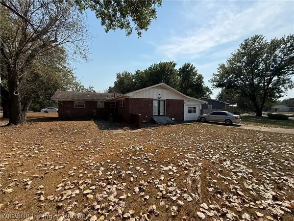 1529 Eastgate, Van Buren, AR 72956