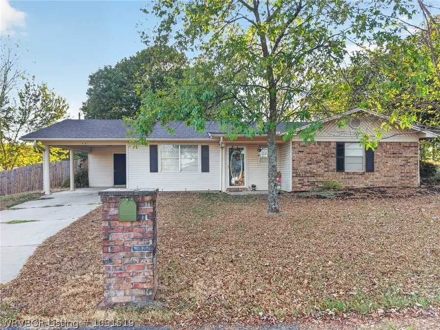 915 Division Street, Greenwood, AR 72936 - #2