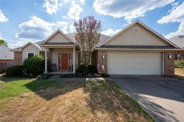 1037 Maple Ridge Drive, Greenwood, AR 72936