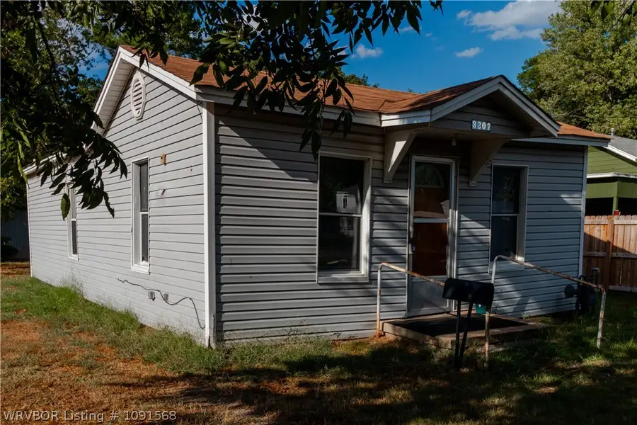 3307 Oak Grove Street, Fort Smith, AR 72904 - #3