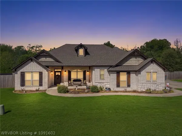 631 Creekside Drive, Greenwood, AR 72936