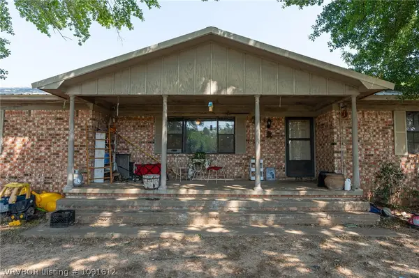 466903 Highway 141, Gans, OK 74936