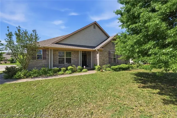 9004 Lakeside, Fort Smith, AR 72903