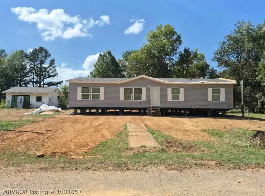 17 N Maple Street, Hartford, AR 72936 - #2