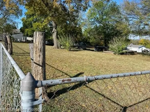 TBD Lowery, Arkoma, OK 74901