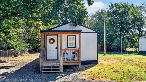 810 Main Street, Sallisaw, OK 74955