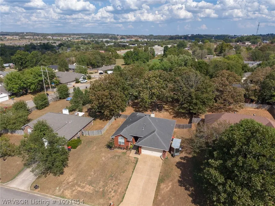 1620 Hunter Hill Drive, Van Buren, AR 72956 - #2