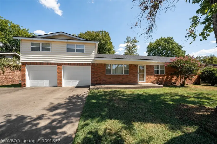 7911 Holly Avenue, Fort Smith, AR 72908 - #2