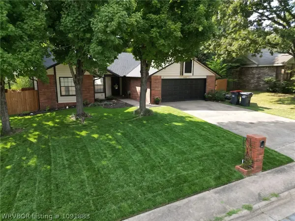 1602 Glen Street, Springdale, AR 72762