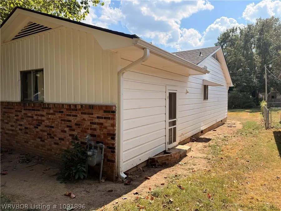 1520 Dechard Street, Van Buren, AR 72956 - #3