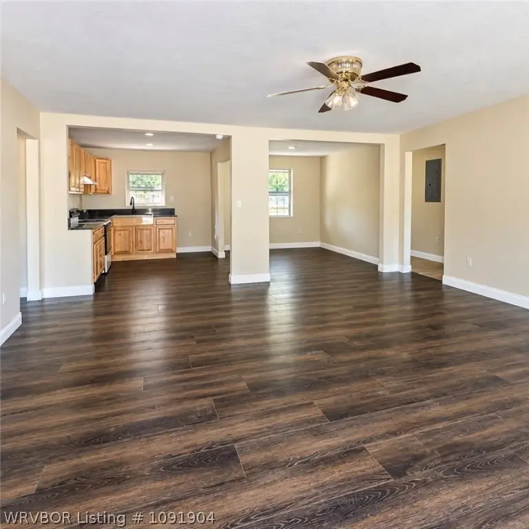502 Creek Avenue, Sallisaw, OK 74955 - #2