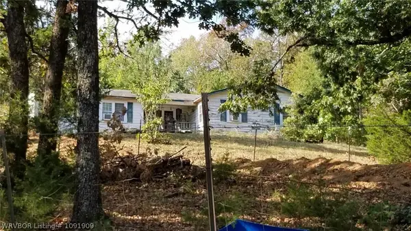 2030 Old 12 Cross Road, Chester, AR 72934