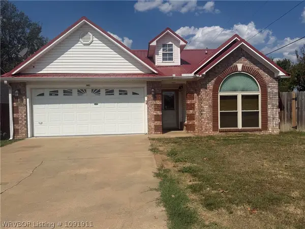 3913 Kingsberry Drive, Van Buren, AR 72956