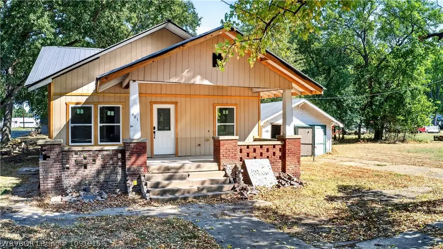 401 Creek Avenue, Sallisaw, OK 74955 - #3