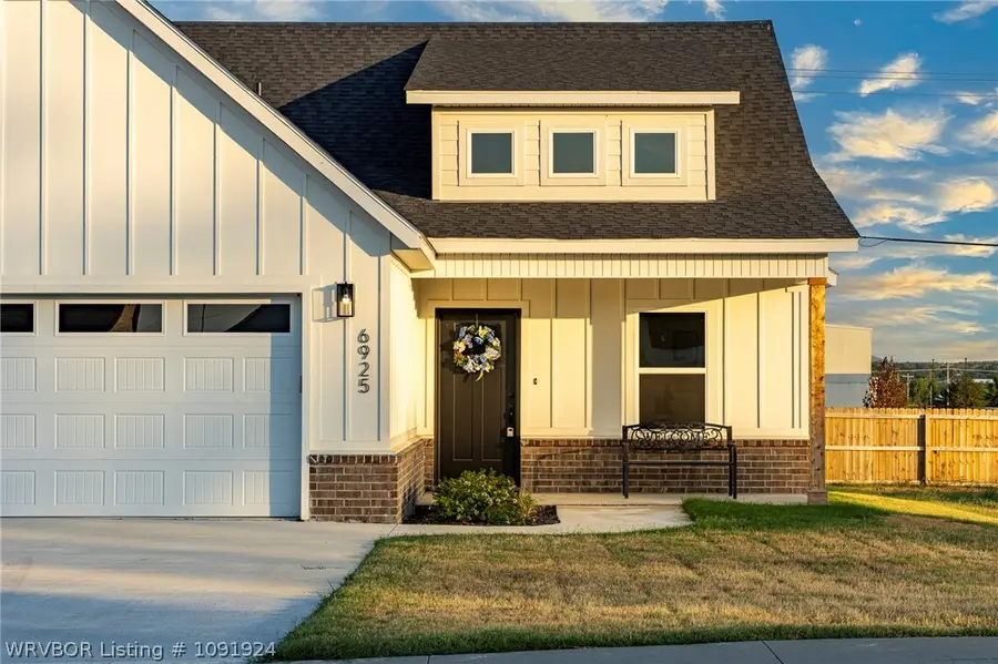 6925 Spruce Street, Fort Smith, AR 72916 - #2