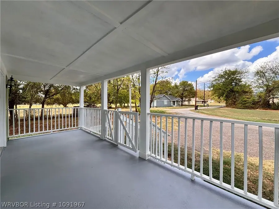 123 S Sixth Avenue, Fort Smith, AR 72916 - #2