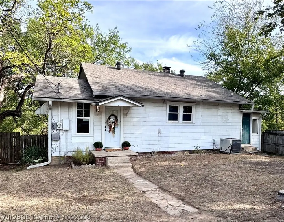 1600 S W Street, Fort Smith, AR 72901 - #1