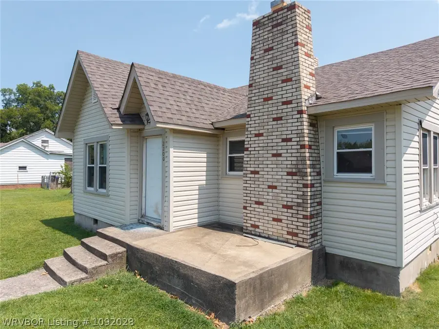 2200 N 7th Street, Fort Smith, AR 72904 - #2