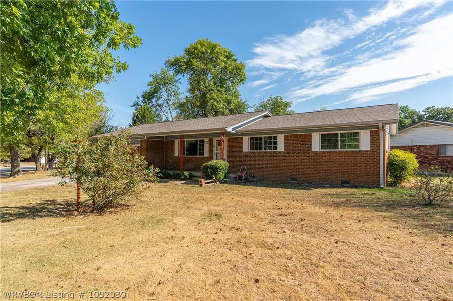 120 Dartmouth Lane, Fort Smith, AR 72908 - #3