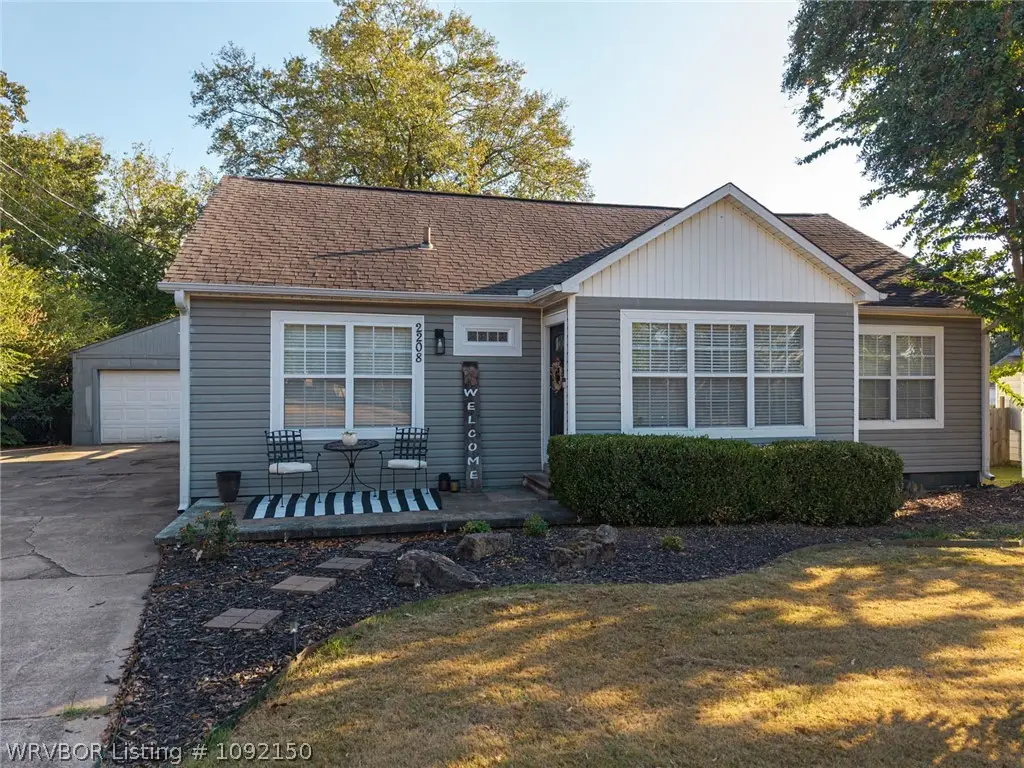 2208 Knoxville Street, Fort Smith, AR 72901 - #1
