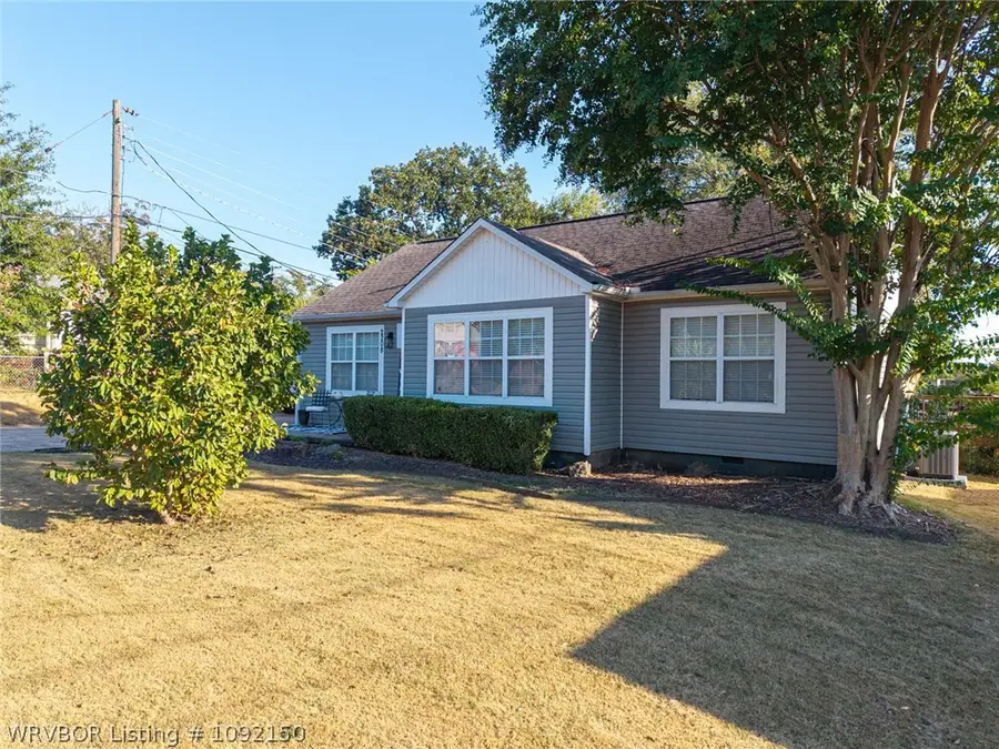 2208 Knoxville Street, Fort Smith, AR 72901 - #2