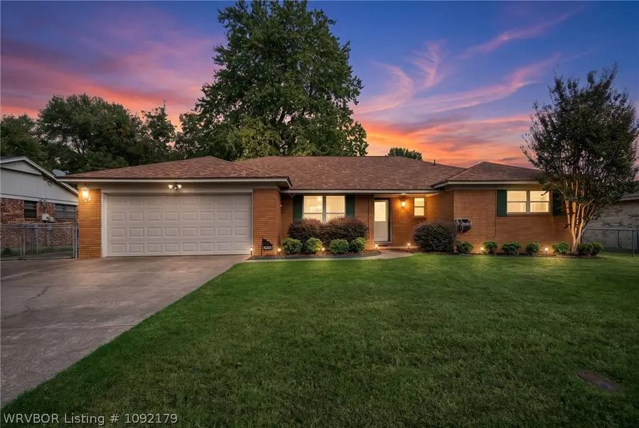 8205 Clover Drive, Fort Smith, AR 72908 - #2