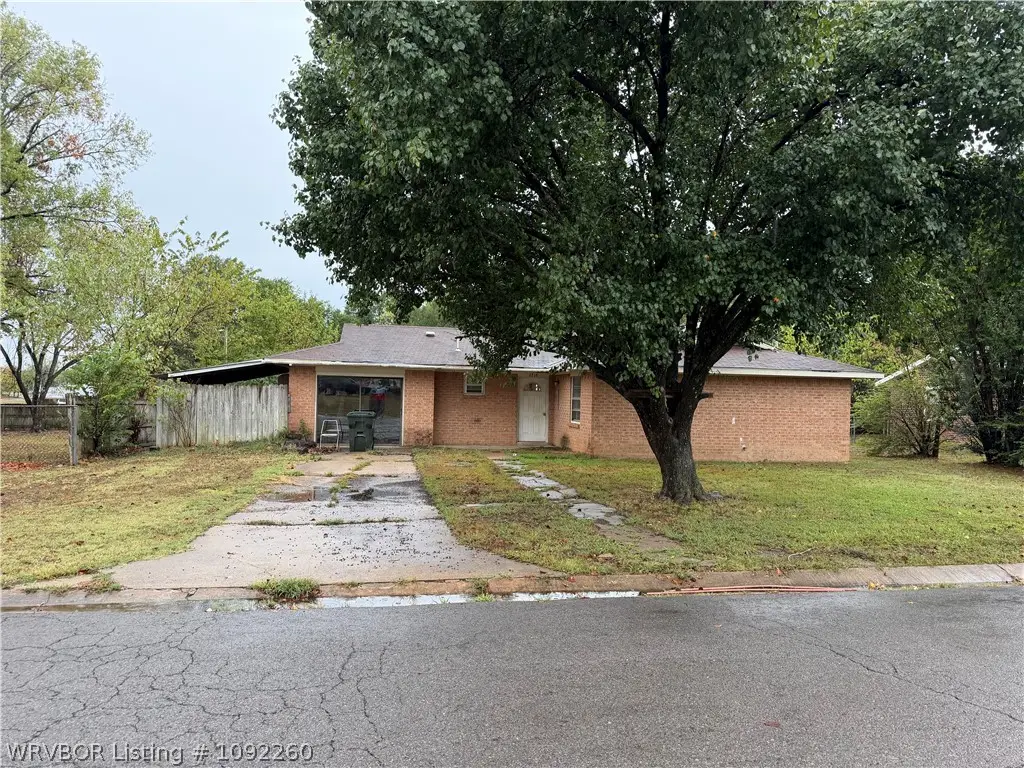 2716 Autumn Avenue, Sallisaw, OK 74955 - #1
