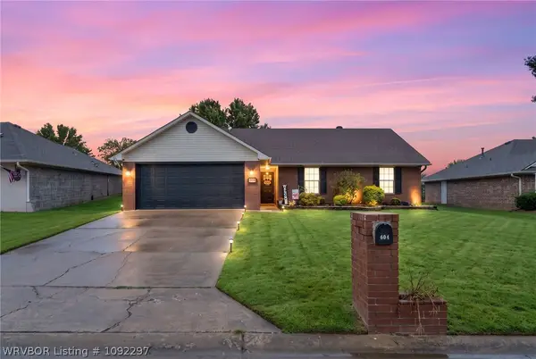 604 Nikolas Street, Lavaca, AR 72941