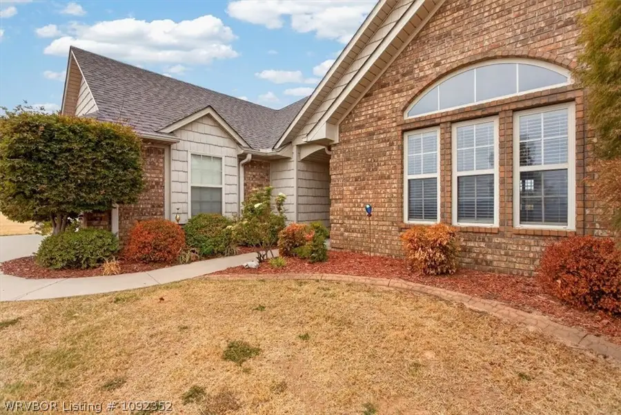 23570 Wolf Valley Road, Wister, OK 74966 - #2