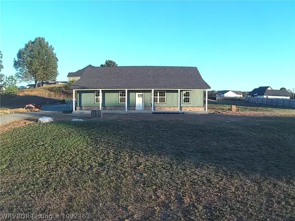 100 Ranch House Drive, Wister, OK 74966