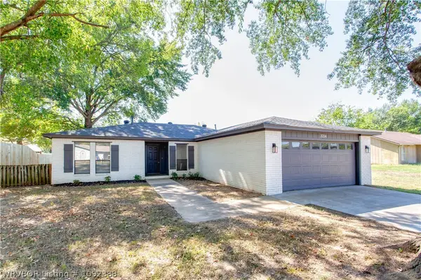 3214 Bryn Mawr Circle, Fort Smith, AR 72908