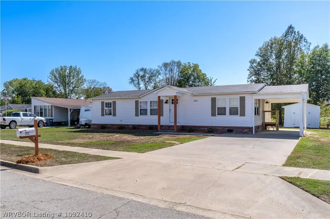 1009 J Street, Barling, AR 72923 - #1