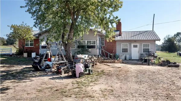 478900 State Highway 101, Muldrow, OK 74948