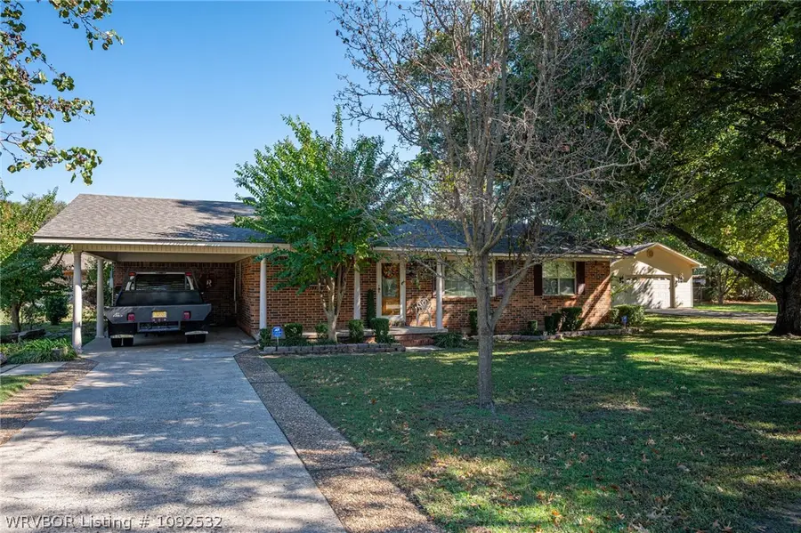 817 N 5th Street, Paris, AR 72855 - #2