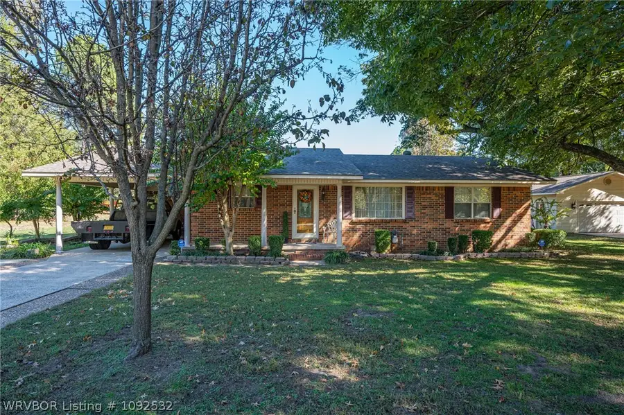 817 N 5th Street, Paris, AR 72855 - #3