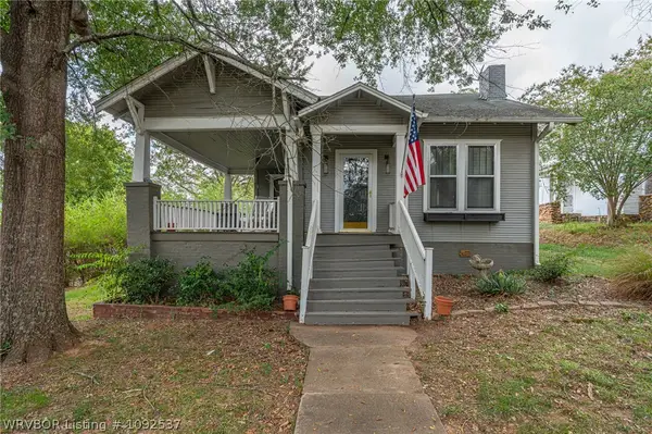 512 N Elm Street, Paris, AR 72855