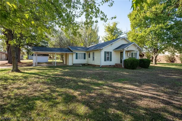 1905 W Main Street, Lavaca, AR 72941