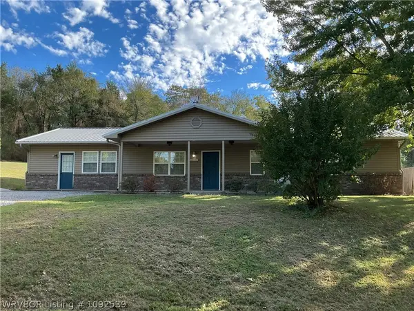 521 West Ave C, Heavener, OK 74937