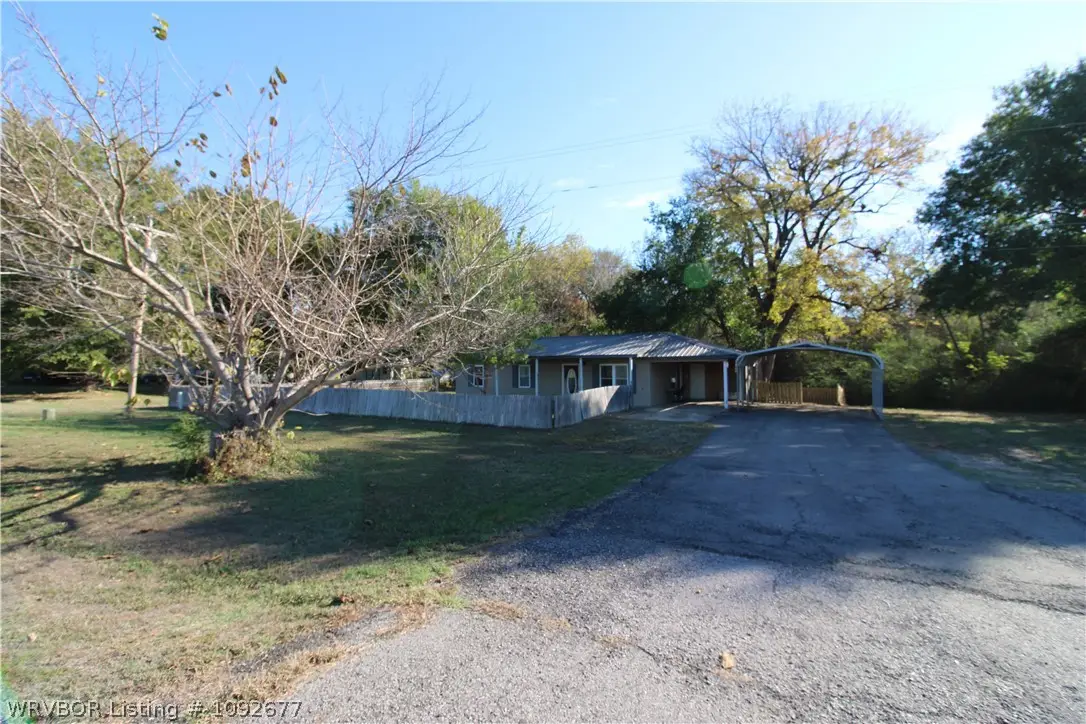 2804 S Kerr Boulevard, Sallisaw, OK 74955 - #1