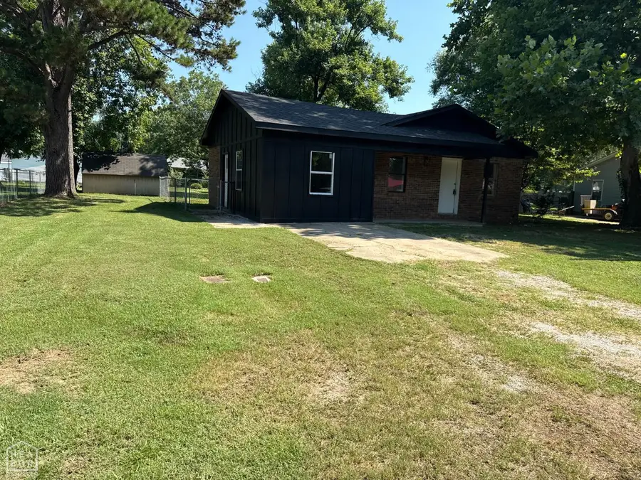 2408 Harper Street, Corning, AR 72422 - Image #2