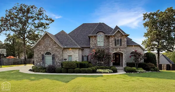 4305 Woodcrest Drive, Jonesboro, AR 72404