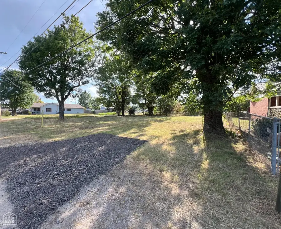 210 S 22nd Avenue, Paragould, AR 72450 - Image #2