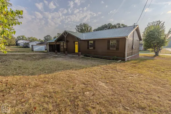 601 N Center Hill Road, Paragould, AR 72450