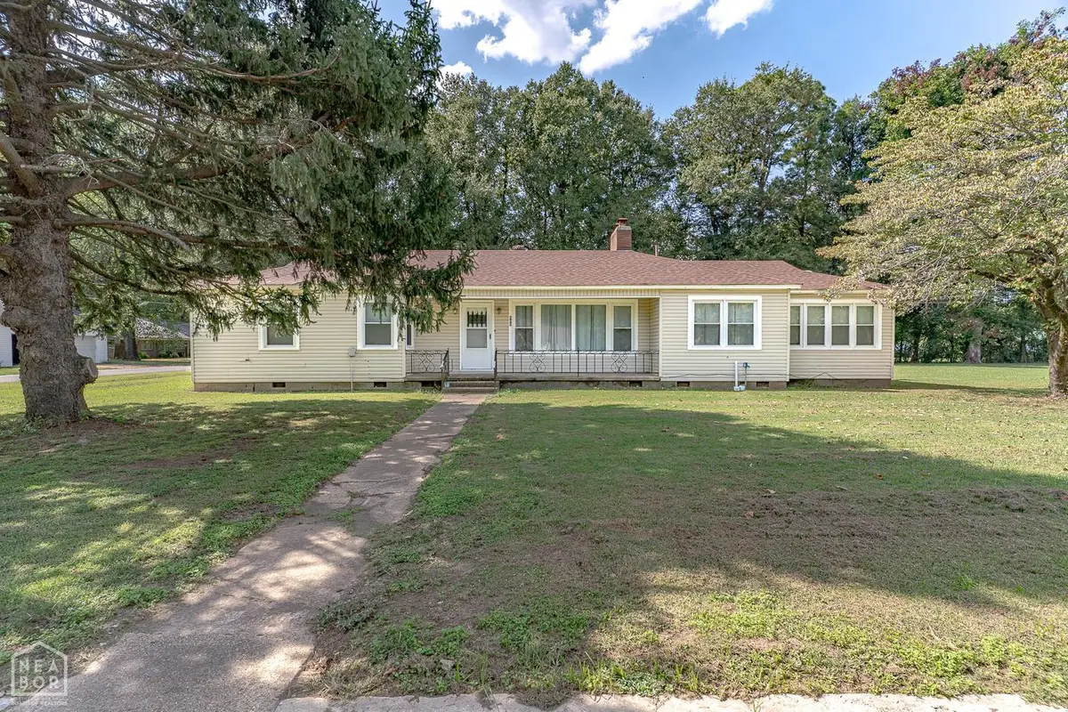 609 S Main St, Leachville, AR 72438 - Image #1