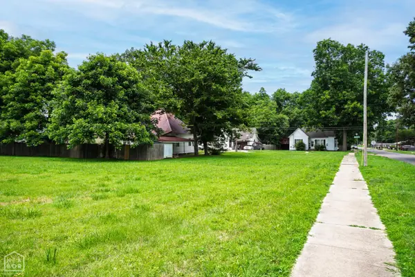 801 W Monroe Avenue, Jonesboro, AR 72401