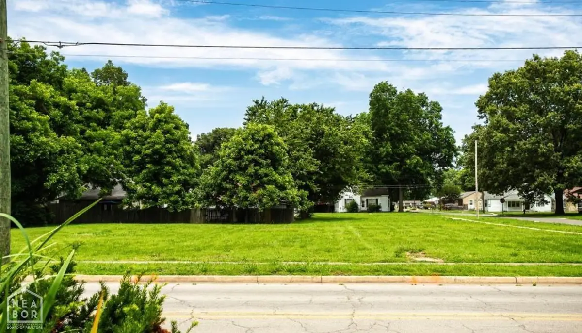 806 W Washington Avenue, Jonesboro, AR 72401 - Image #1