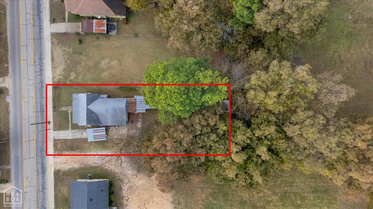 906 E Washington Avenue E, Jonesboro, AR 72401 - Image #1