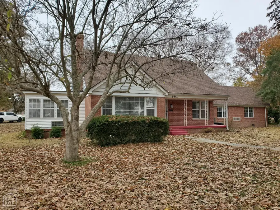 681 S Garfield, Piggott, AR 72454 - Image #2