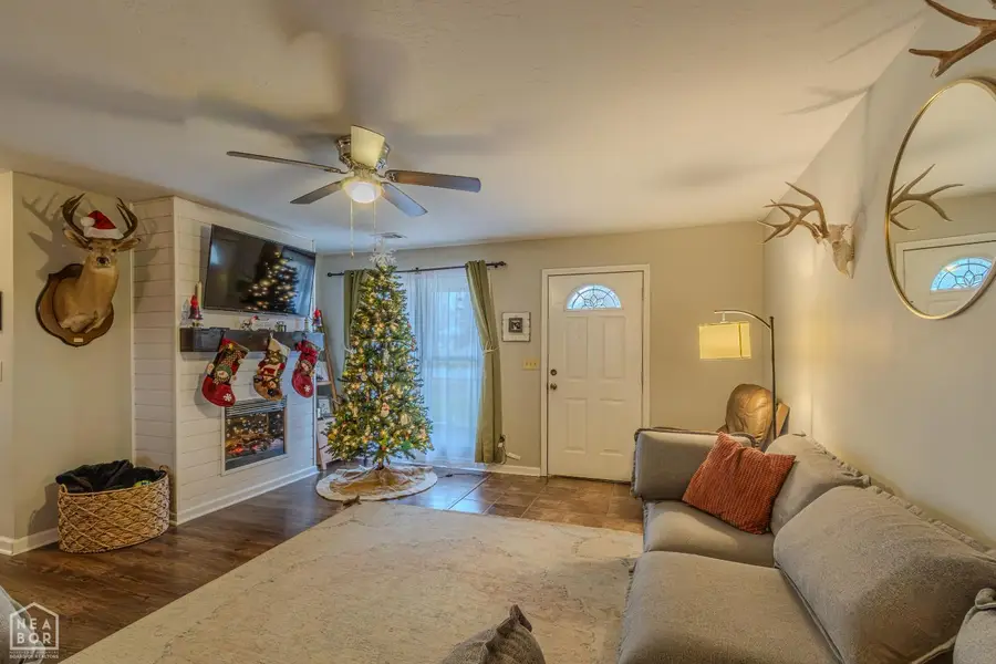 391 Lois Lane, Paragould, AR 72450 - Image #2